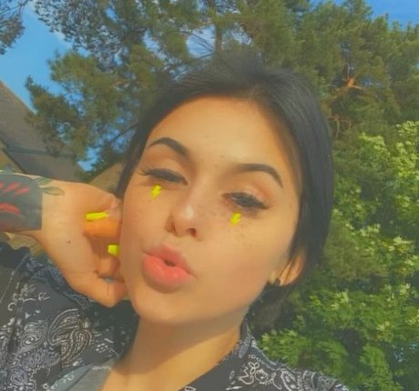 Alexbaby19 pornographic model img