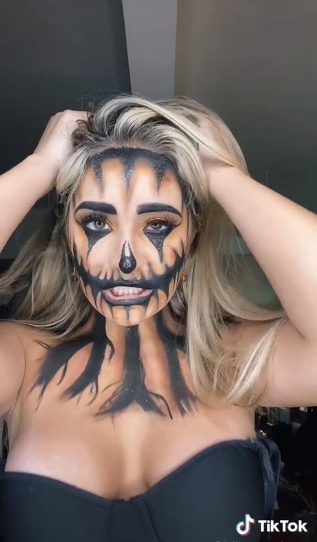 Juliana Sanchez high quality star photos