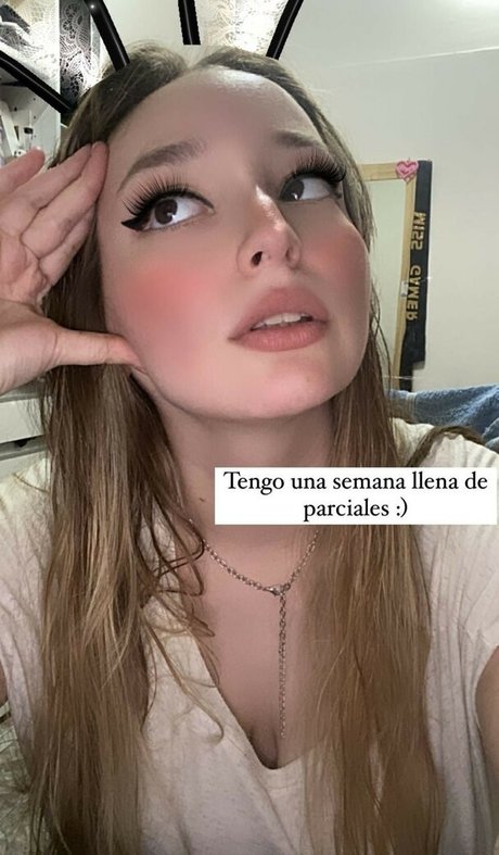 Bun1aca star exclusive pictures