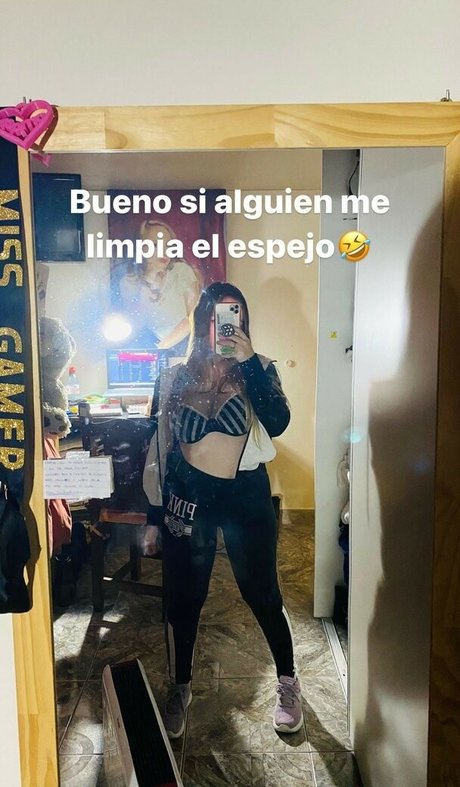 Bun1aca star sexy photo