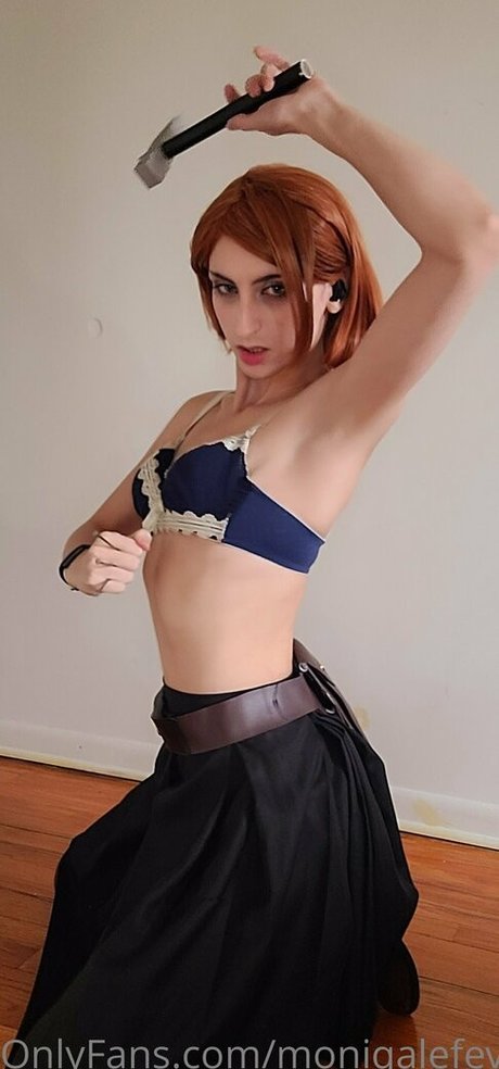 Moniqa Lefevre star sexy picture