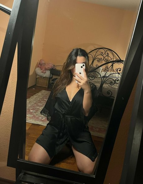 onlynaomisummers art pornstar img