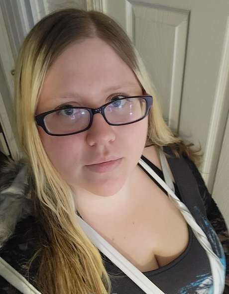 geekikitten pornstar nudes pic