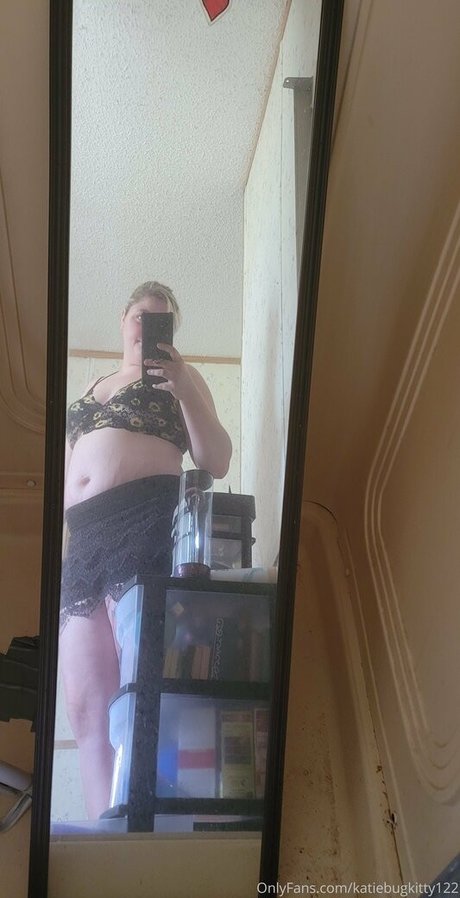 katiebugkitty122 star erotic archive