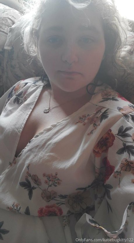 katiebugkitty122 porn actress photo