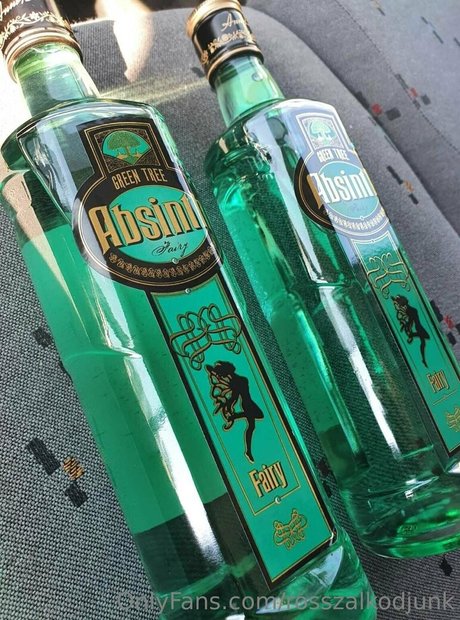 rosszalkodjunk star adult photo