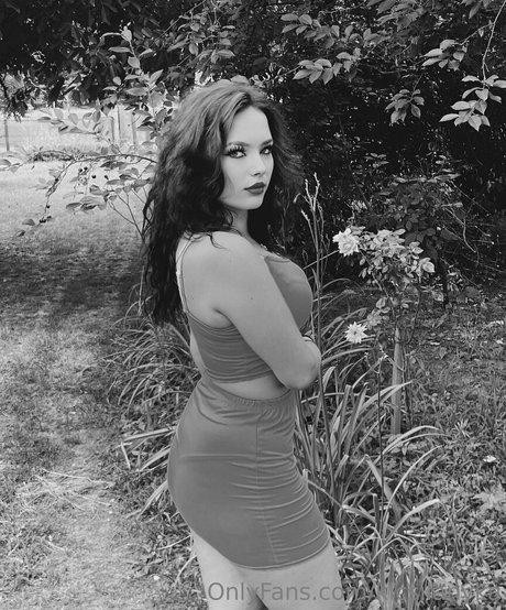 kicsilanyka Profile pic