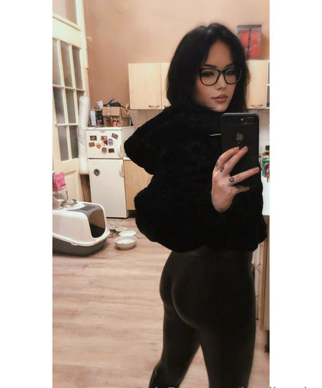 kicsilanyka adult actress pictures