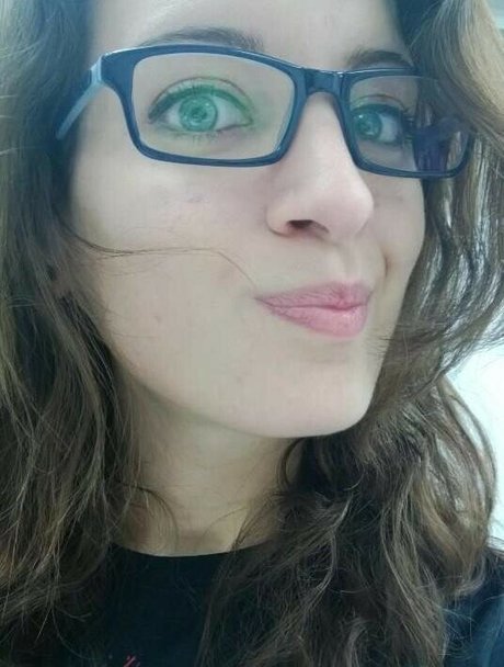 MalAfterMidnight hd pornstar pics