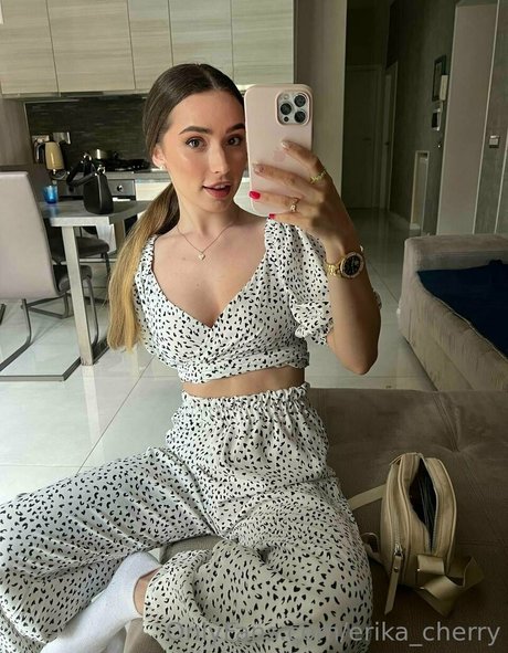 erika cherry pornographic model photo