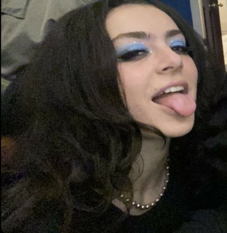 Charli XCX pornographic star img