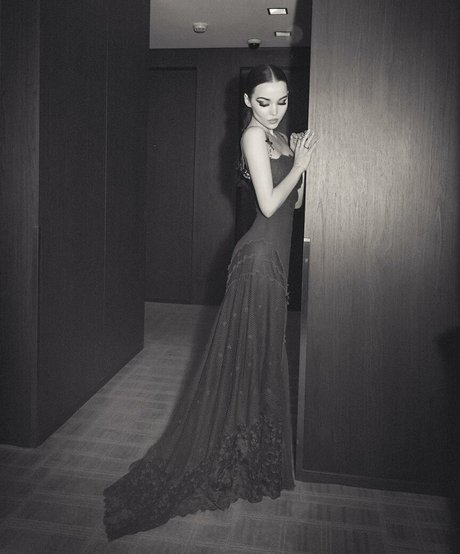 Dove Cameron high quality actress photos