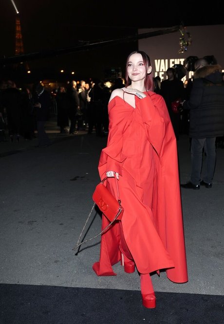 Dove Cameron star exclusive gallery