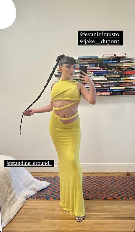 Rowan Blanchard hot pornstar image