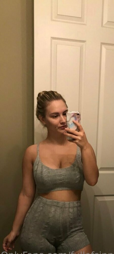 fullofsinning naked actress picture