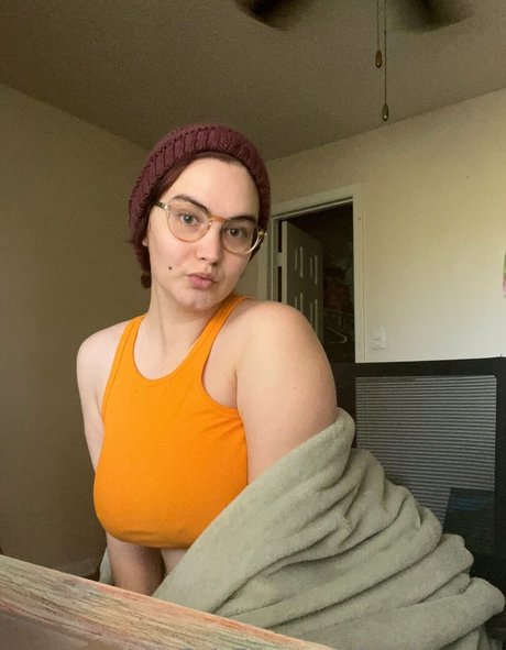 fullofsinning pretty model photo