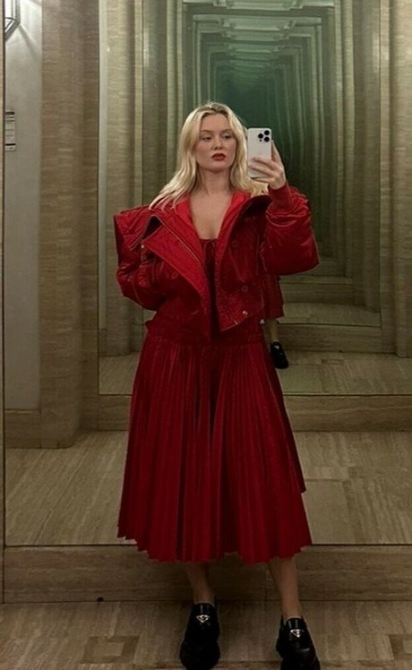 Zara Larsson model erotic galleries