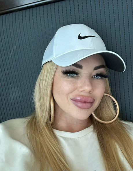 katrinathicc pornographic actress photos