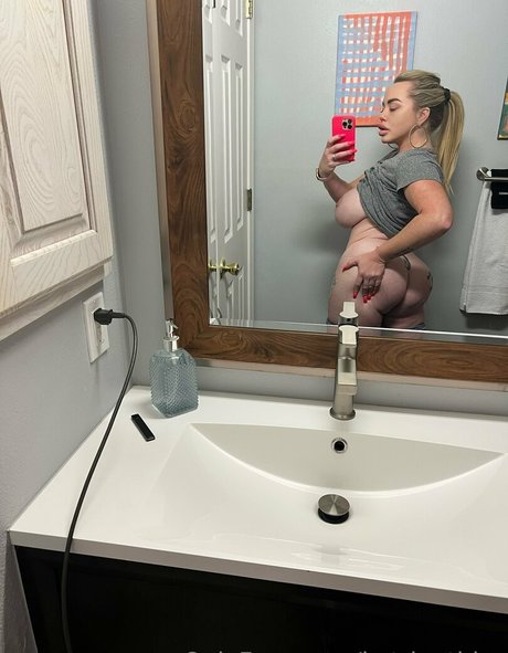 katrinathicc xxx actress photo