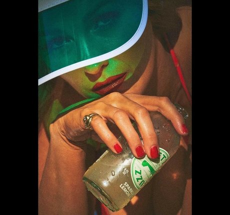 Blake Lively star nude images