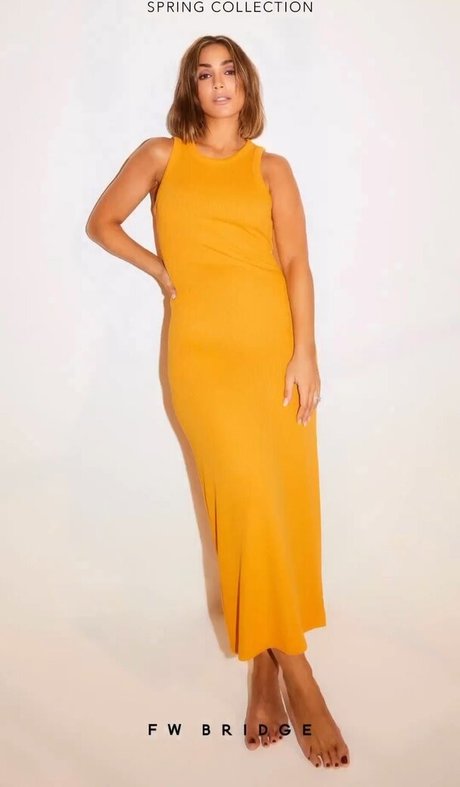 Frankie Bridge star pornographic photos