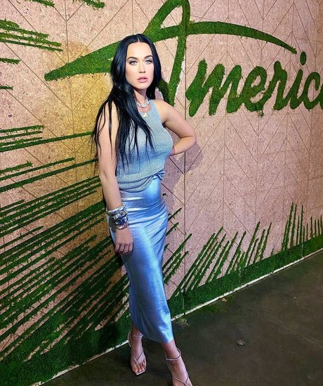 Katy Perry star sex pictures