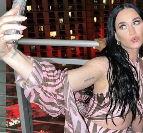 Katy Perry nice actress img