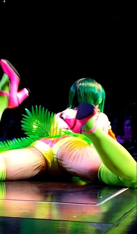 Katy Perry beautiful model gallery