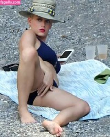 Katy Perry sex actress pic