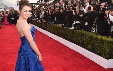 Maisie Williams erotic pornstar galleries