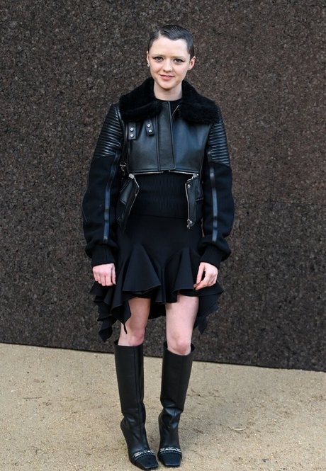 Maisie Williams porn actress picture