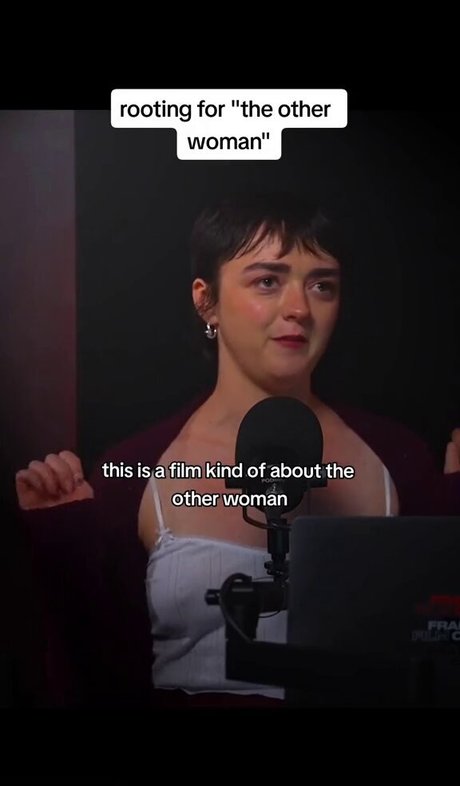 Maisie Williams model best picture