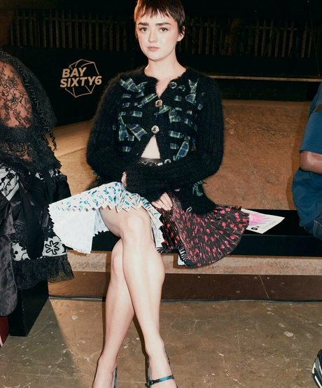 Maisie Williams star hot pic