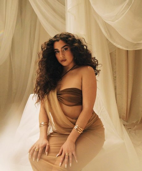 Lauren Jauregui xxx star photos