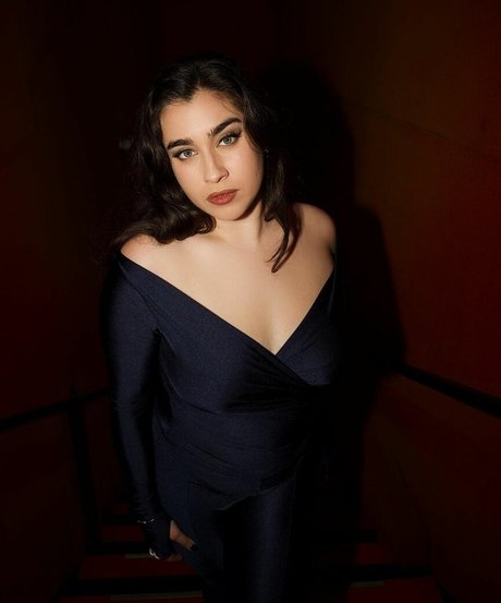 Lauren Jauregui star nice archive