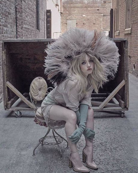 Sydney Sweeney nudes pornstar gallery