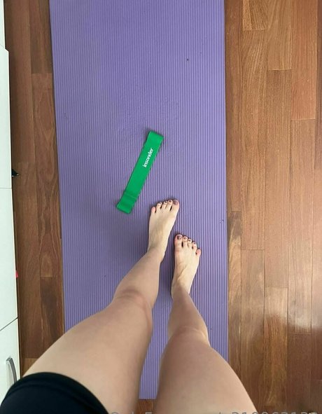 flora99f pornstar nudes image