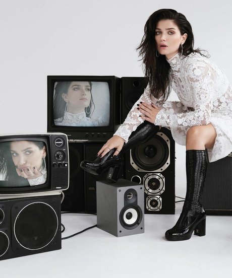 Eve Hewson nude model gallery