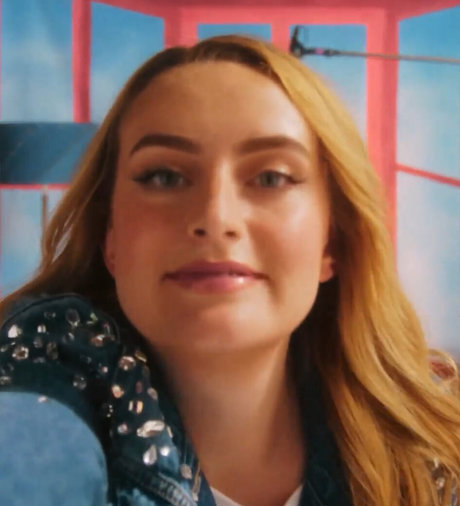 Amelia Dimoldenberg star best photos