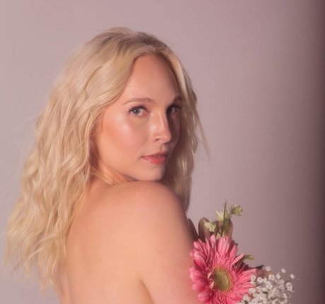 Candice King nudes model pic