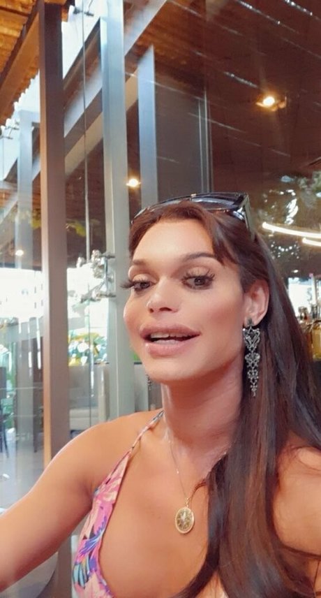 magalylilith model pic