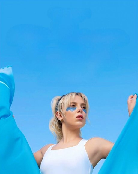 Millie Bobby Brown high quality model galleries