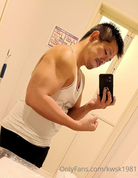 kwsk1981 erotic actress gallery