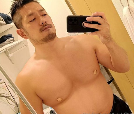 kwsk1981 naked model picture