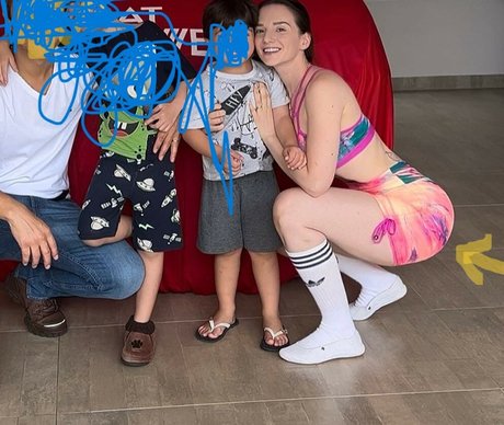 Isabelle Tramontini pretty pornstar galleries