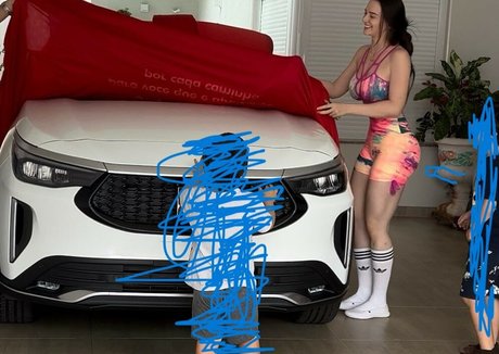 Isabelle Tramontini model high quality picture