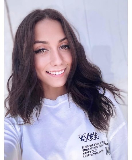 dududeak pornstar top image