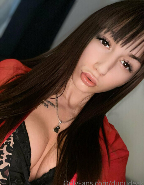 dududeak erotic star photos