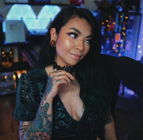 Aileen Senpai art pornstar photos