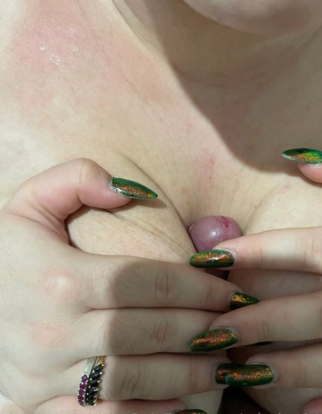 misslou14 star hot image